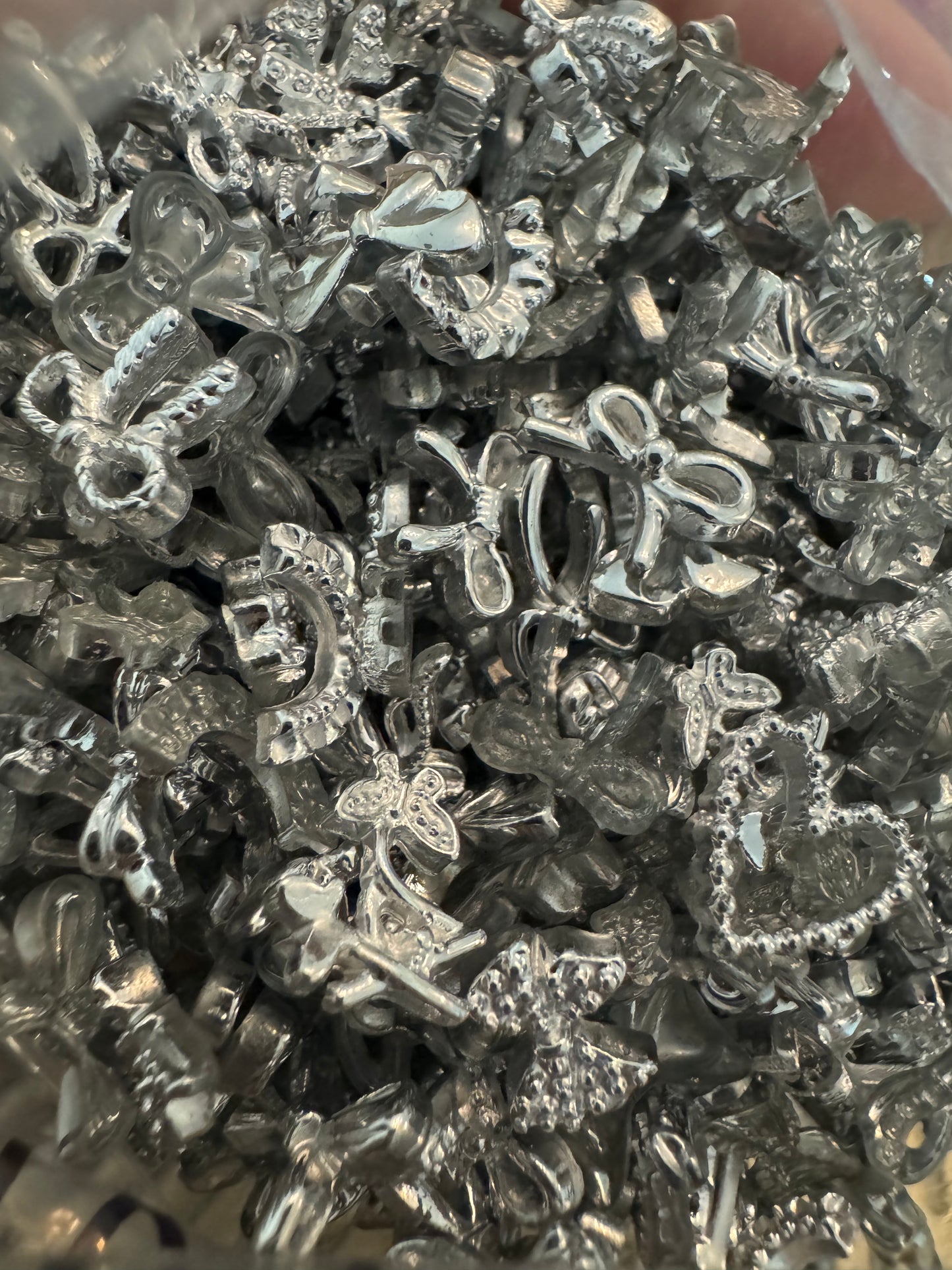 Chrome like Bow Mix